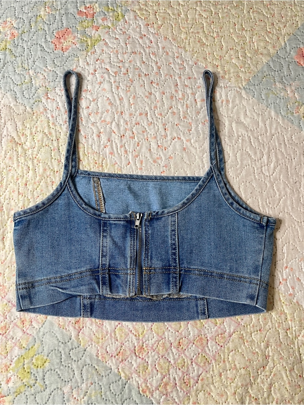 Denim Floral Embroidered Crop Tank Top - Picture 3 of 9